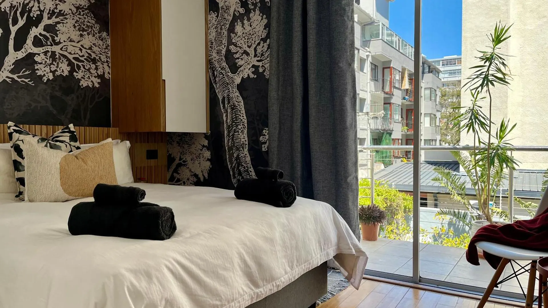 Family-Sized Gem Near Beach Κέιπ Τάουν